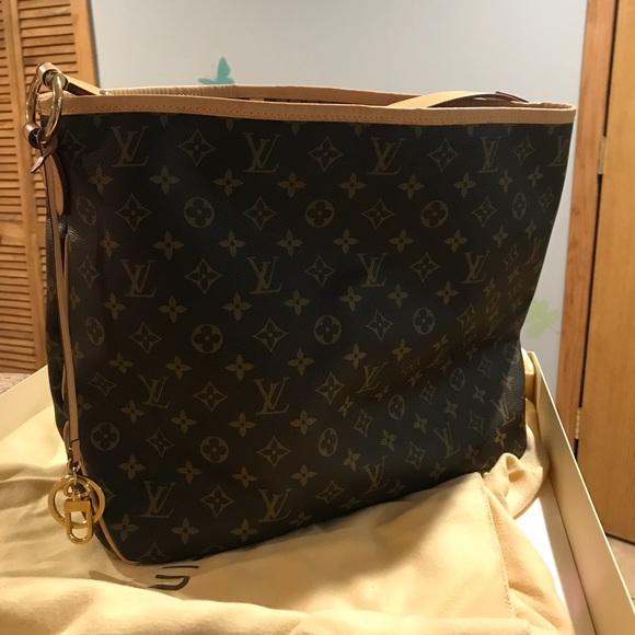 Louis Vuitton Handbags - Louis Vuitton MM Delightful Bag